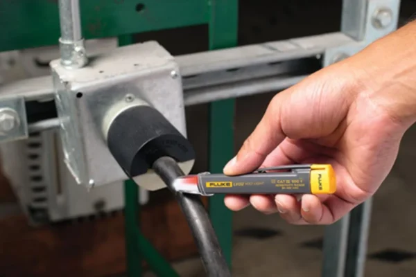 Fluke LVD2 Non-Contact Voltage Tester