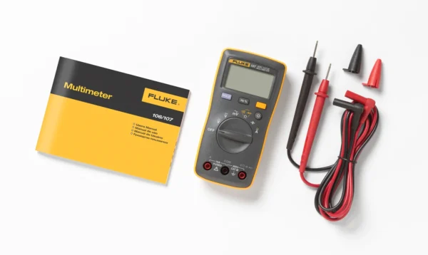 Fluke 107 Palm-sized, CAT III Digital Multimeter